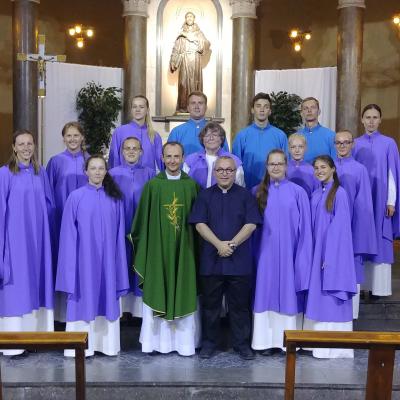 Dijous Eucaristia Grup De Letnia